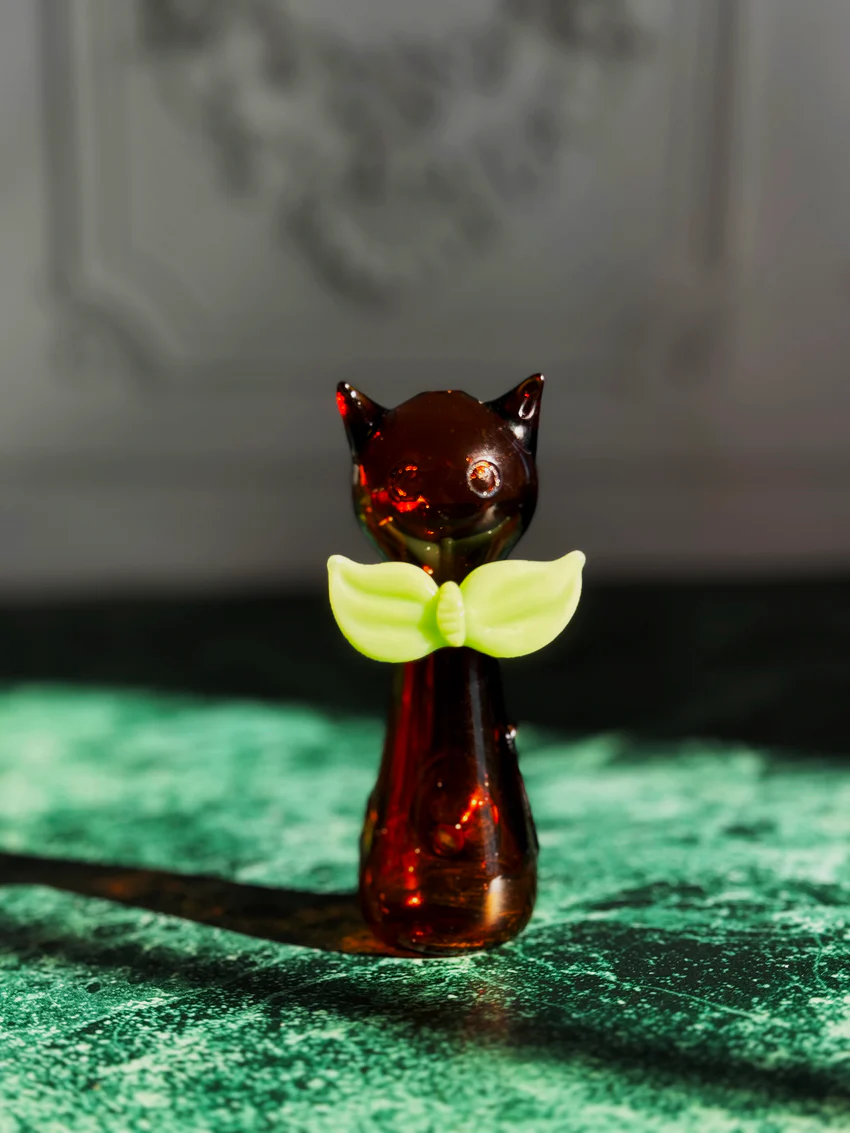 Coquette Cat Hand Pipe Amber