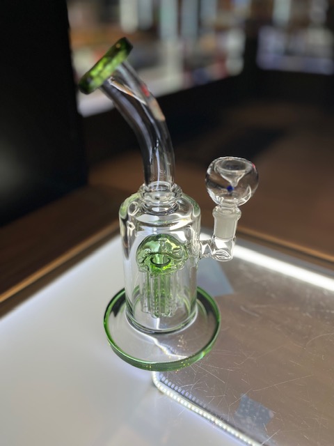 PERCOLATOR SHOWERHEAD BONG (GREEN)