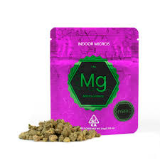 MICRO GREENZ DURBAN X BISCOTTI FLOWER STRAIN 3.5G